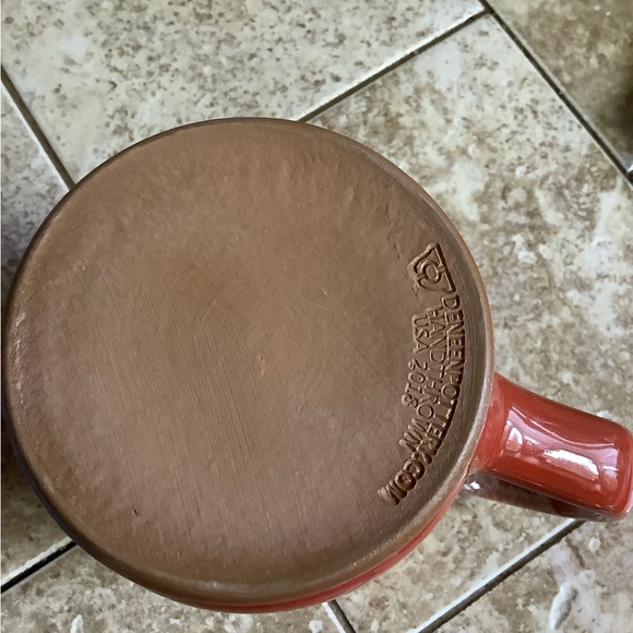 Deneen Pottery Paprika with Sunshine White Retro Logo Mug - Picture 2 of 2